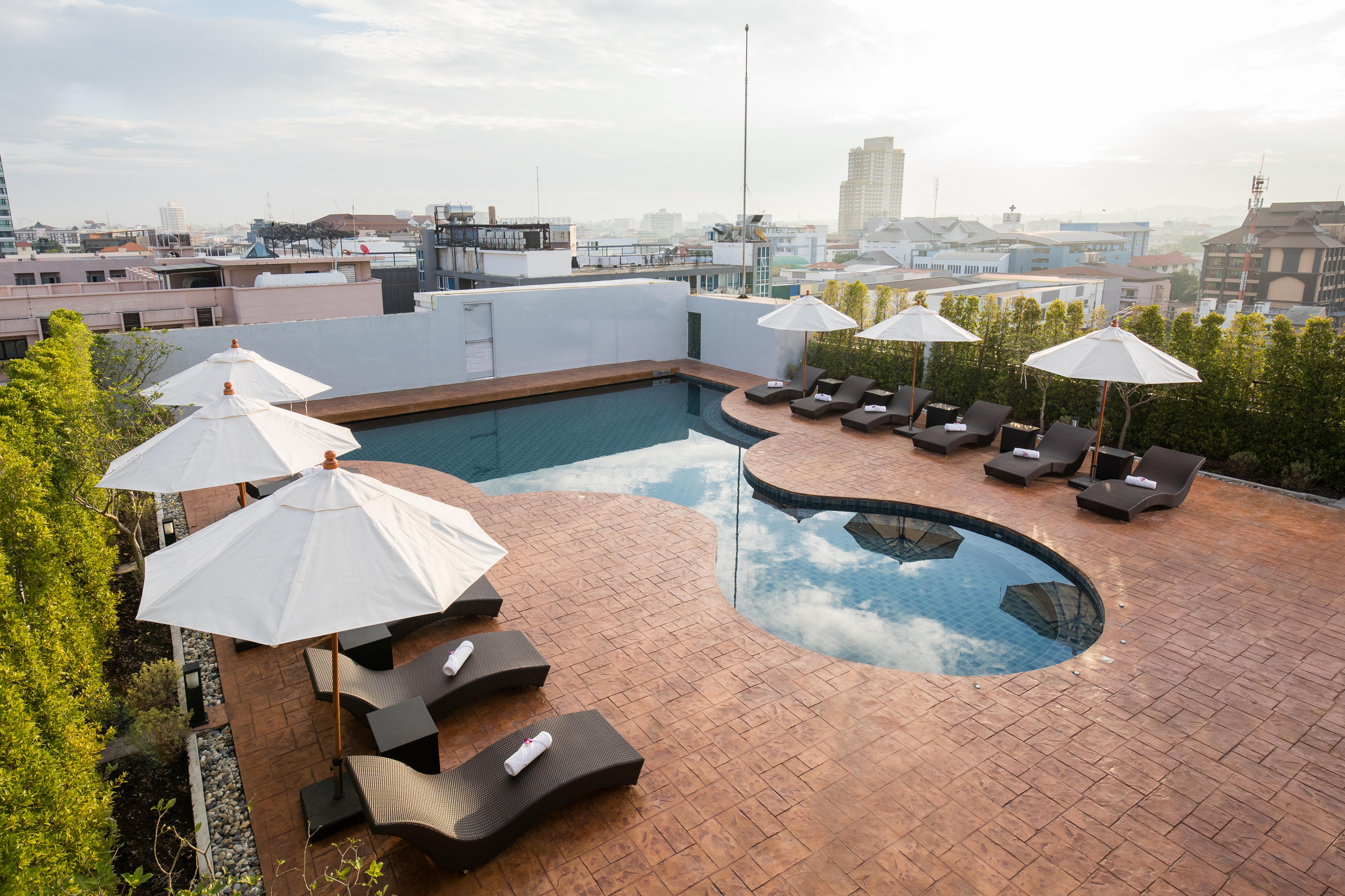 Journeyhub Pattaya Central 外观 照片